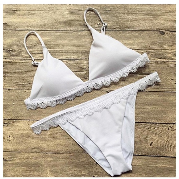 NWOT Bikini BOTTOMS - Picture 3 of 5